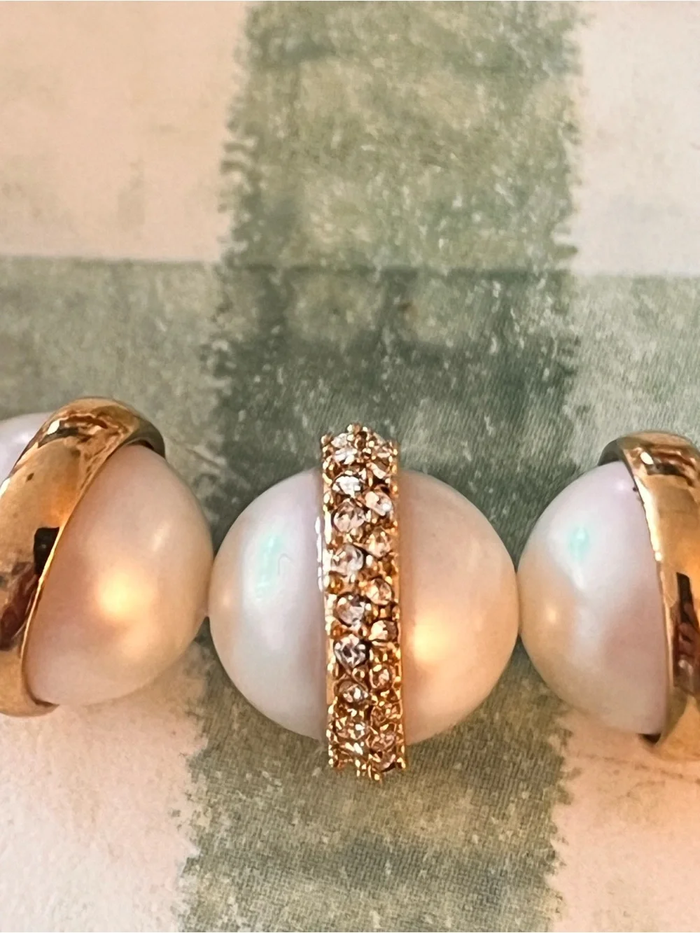 Ann Taylor Pearl & Gold Bead Stretch Bracelet - Ivory/Gold